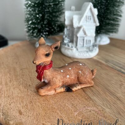 Őzike sálban - fekvő