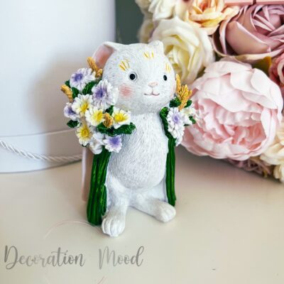 Bunny with flower